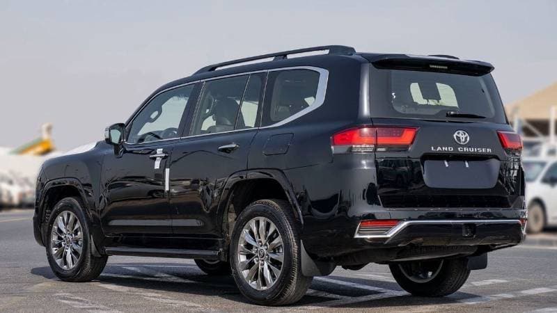 2026 Toyota Land Cruiser VX thumbnail 7