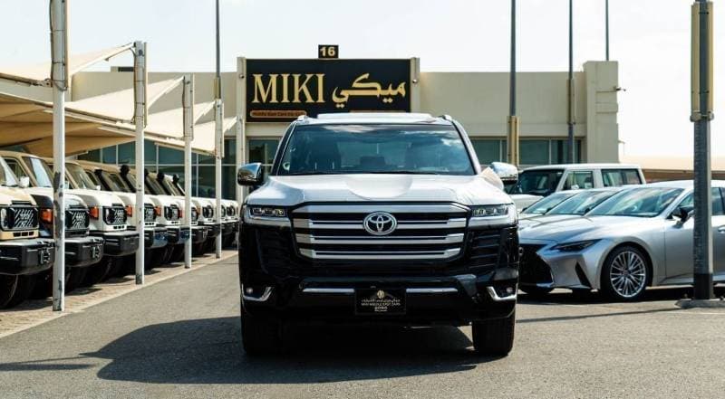 2026 Toyota Land Cruiser VXR thumbnail 2
