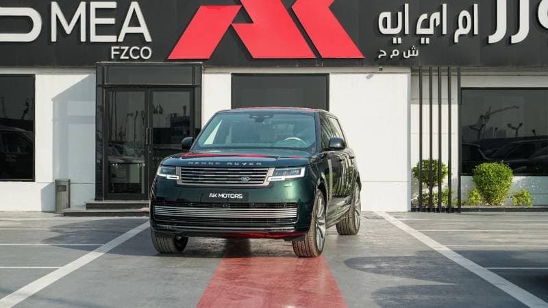 2026 Land Rover Range Rover SV LWB P615 thumbnail 3