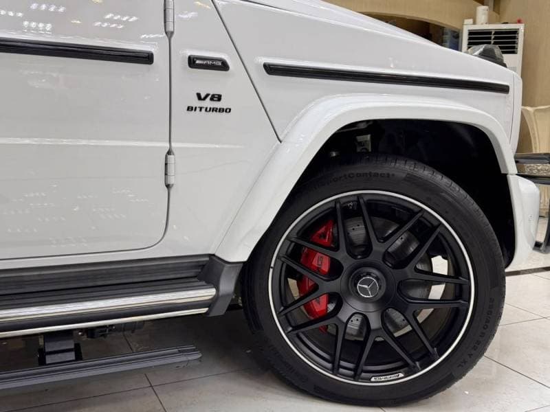 2024 Mercedes Benz G63 AMG STANDARD thumbnail 5