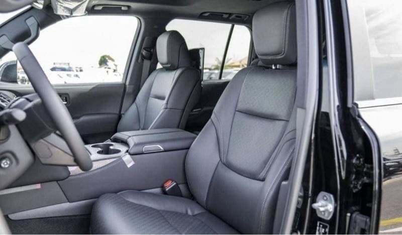 2026 Toyota Land Cruiser VXR thumbnail 8