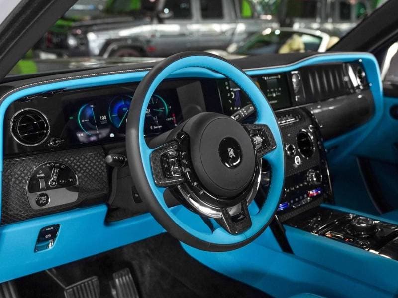 2026 Rolls Royce Cullinan BLACK BADGE thumbnail 4