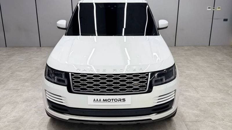 2020 Land Rover Range Rover SE thumbnail 8