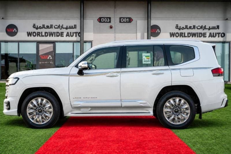 2026 Toyota Land Cruiser VX thumbnail 7