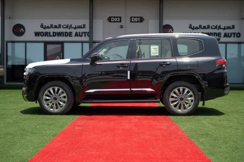 2026 Toyota Land Cruiser GXR thumbnail 6