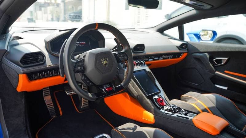 2023 Lamborghini Huracan TECNICA thumbnail 5