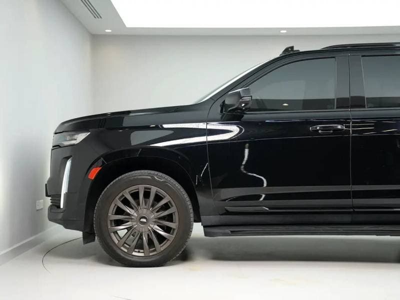 2021 Cadillac Escalade LUXURY thumbnail 3