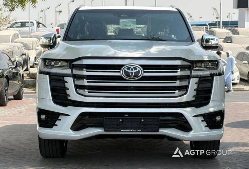 2026 Toyota Land Cruiser VXR thumbnail 2