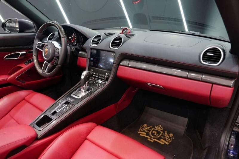 2025 Porsche 718 Boxster GTS thumbnail 6