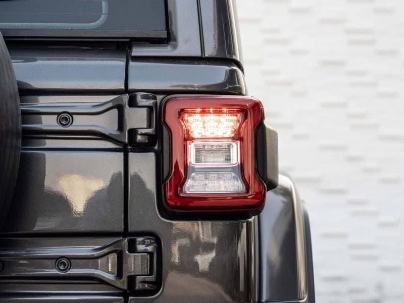 2022 Jeep Wrangler SAHARA thumbnail 8