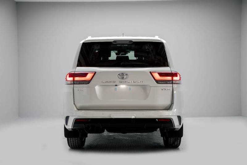 2026 Toyota Land Cruiser VXR thumbnail 6