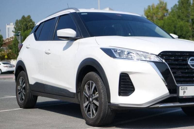 2021 Nissan Kicks SV thumbnail 2