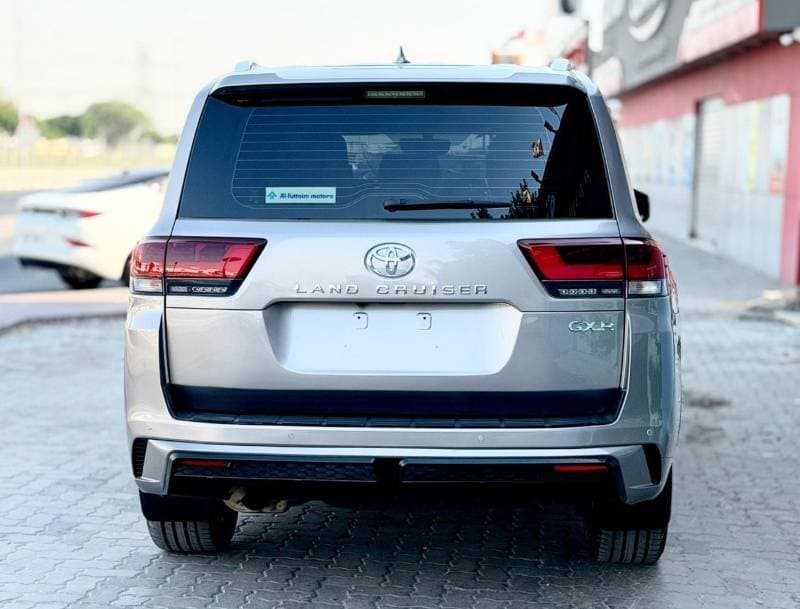 2022 Toyota Land Cruiser GXR thumbnail 8