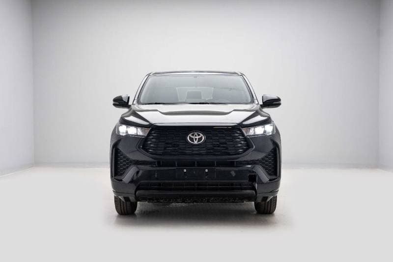 2026 Toyota Innova GL thumbnail 3