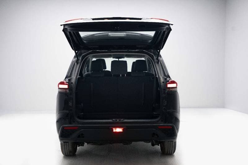 2026 Toyota Innova GL thumbnail 7