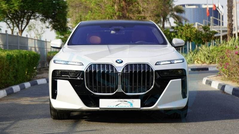 2026 BMW 735i M SPORT thumbnail 4