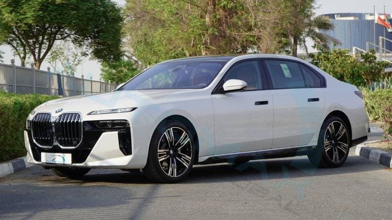 2026 BMW 735i M SPORT thumbnail 3