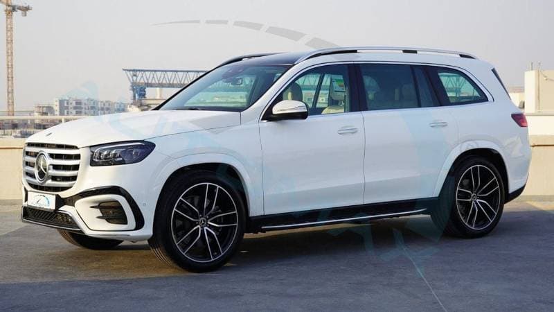 2026 Mercedes Benz GLS450 4MATIC thumbnail 3