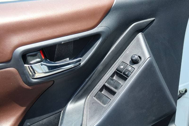2024 Toyota Innova GL thumbnail 5