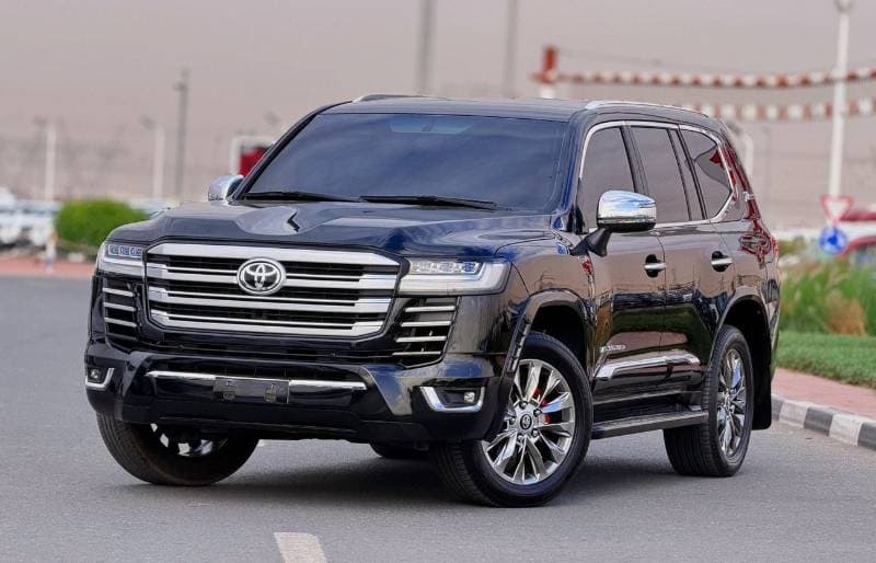 2019 Toyota Land Cruiser GXR thumbnail 5