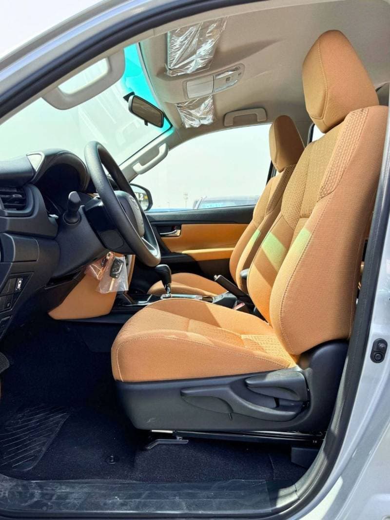 2026 Toyota Fortuner EXR thumbnail 7