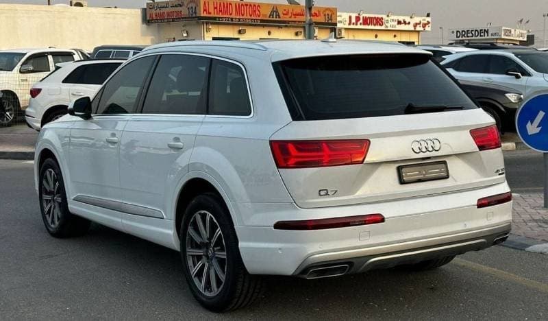 2021 Audi Q7 thumbnail 4