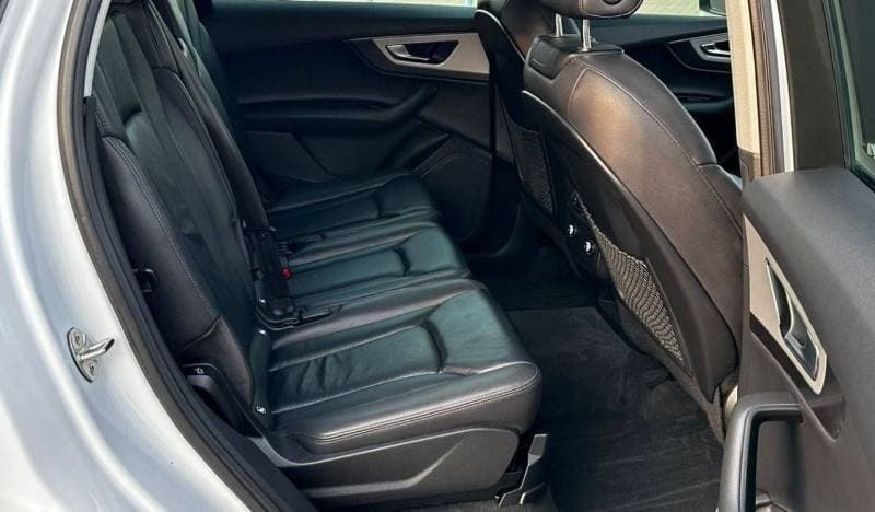 2021 Audi Q7 thumbnail 8