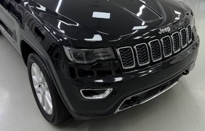 2017 Jeep Grand Cherokee LIMITED thumbnail 2