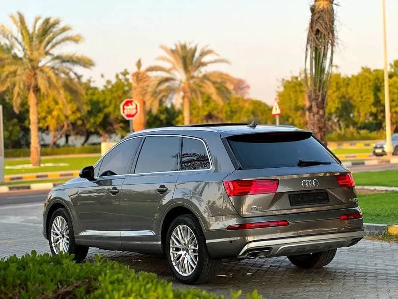 2016 Audi Q7 45 TFSI thumbnail 6