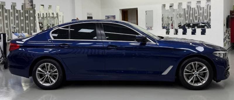 2020 BMW 520i EXECUTIVE thumbnail 5