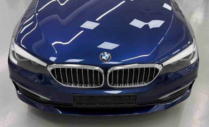 2020 BMW 520i EXECUTIVE thumbnail 3