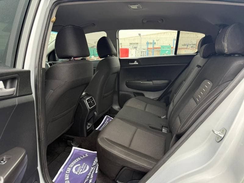 2018 Kia Sportage LX STANDARD thumbnail 8