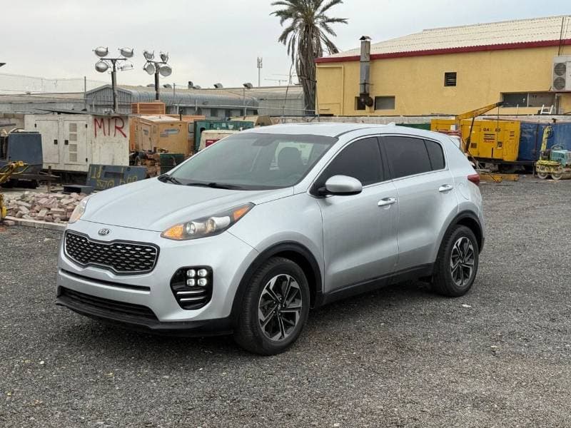 2018 Kia Sportage LX STANDARD thumbnail 3