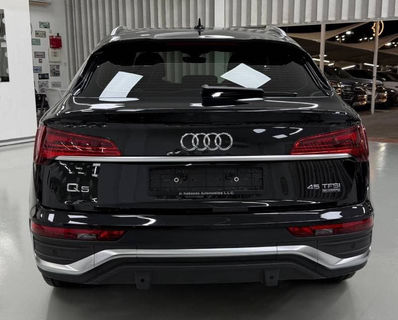 2022 Audi Q5 45 TFSI SPORTBACK S LINE thumbnail 4
