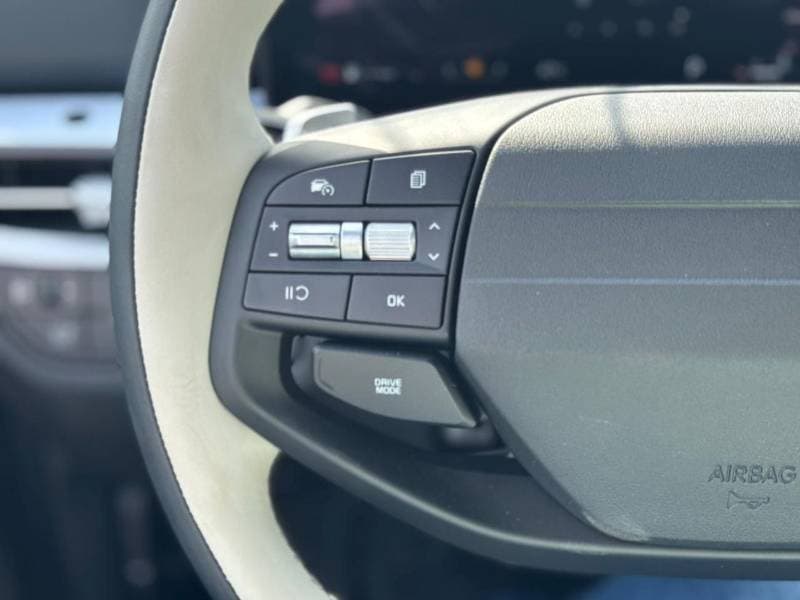 2026 Kia Sportage STANDARD thumbnail 6