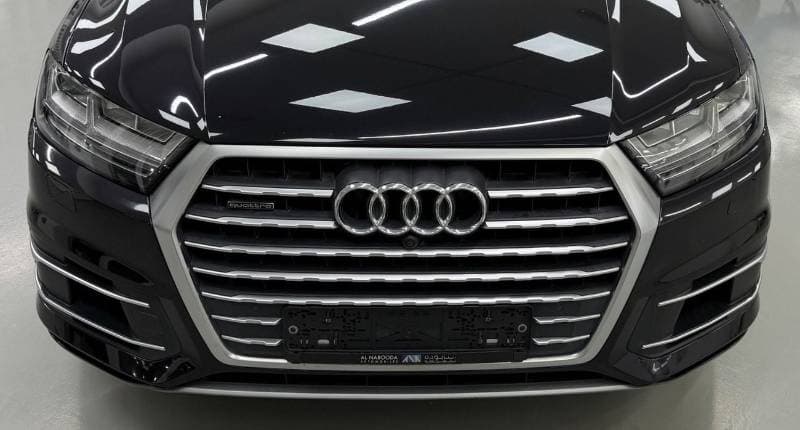 2019 Audi Q7 55 TFSI thumbnail 3