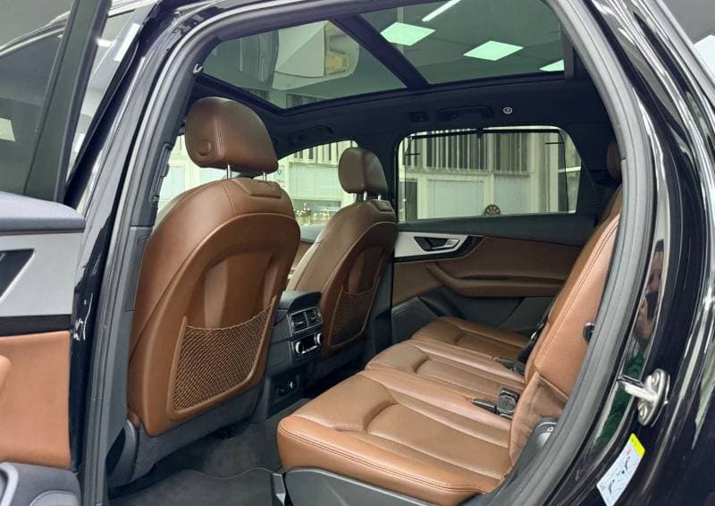 2019 Audi Q7 55 TFSI thumbnail 8