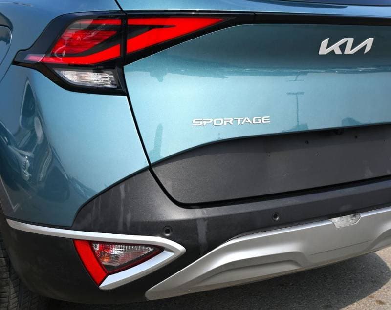 2023 Kia Sportage EX thumbnail 7