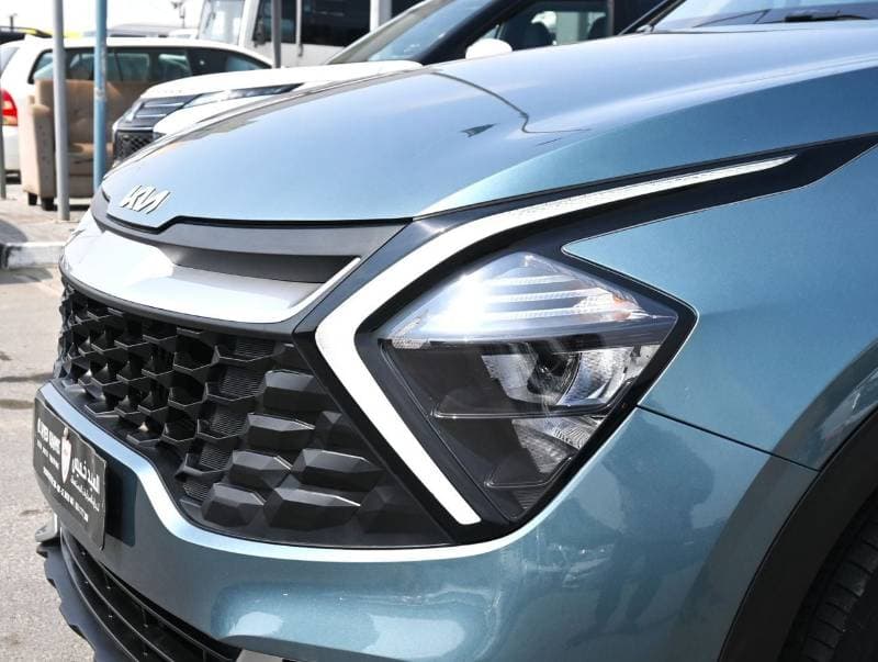 2023 Kia Sportage EX thumbnail 8