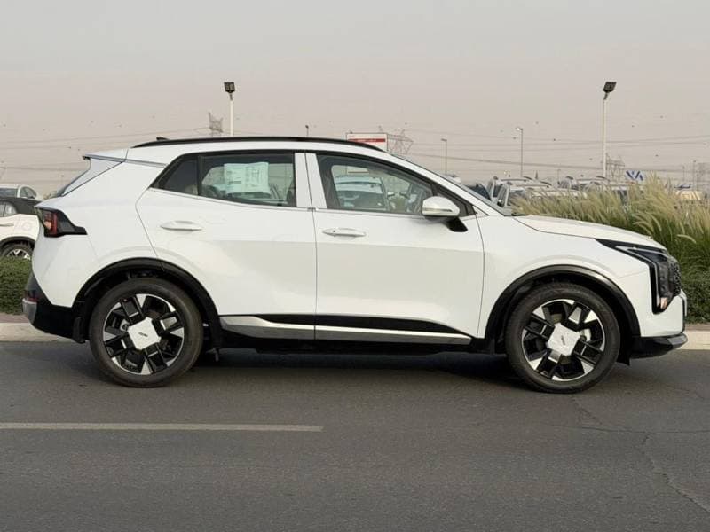 2026 Kia Sportage STANDARD thumbnail 4