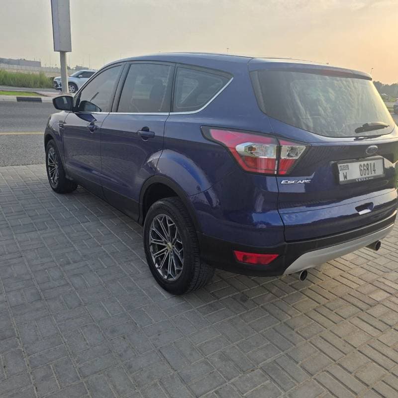2018 Ford Escape SE thumbnail 8