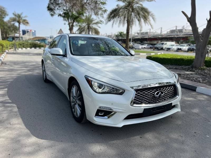 2024 Infiniti Q50 LUXE