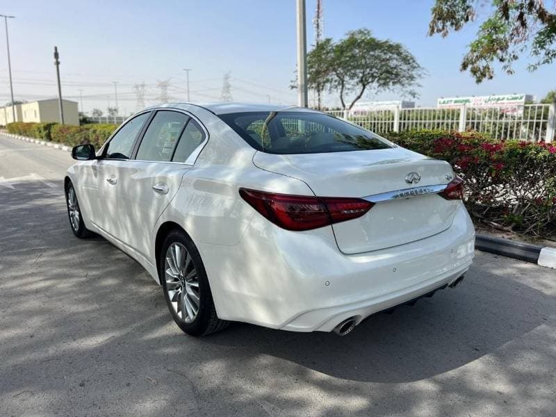 2024 Infiniti Q50 LUXE thumbnail 6