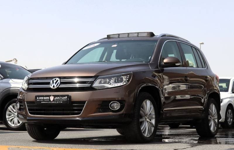 2014 Volkswagen Tiguan SE thumbnail 3