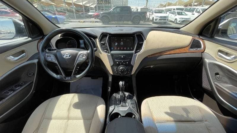 2014 Hyundai Santa Fe GL thumbnail 4