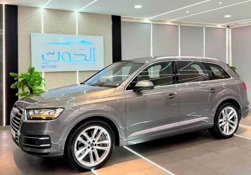 2017 Audi Q7 45 TFSI thumbnail 2