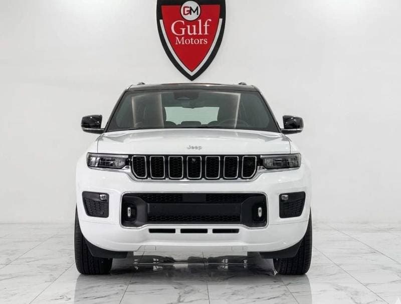 2024 Jeep Grand Cherokee OVERLAND thumbnail 2
