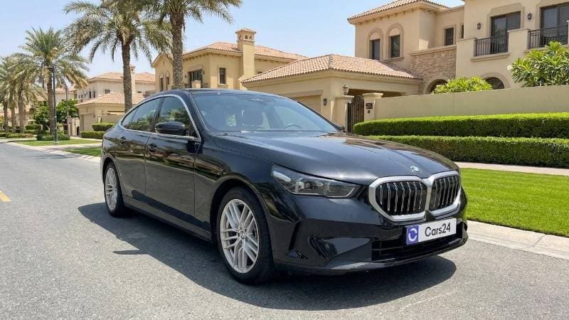 2024 BMW 520i EXCELLENCE