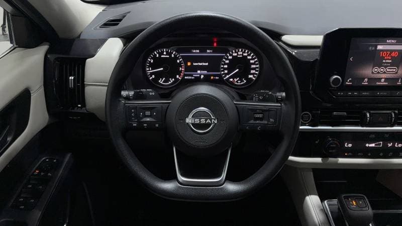 2024 Nissan Pathfinder S thumbnail 8