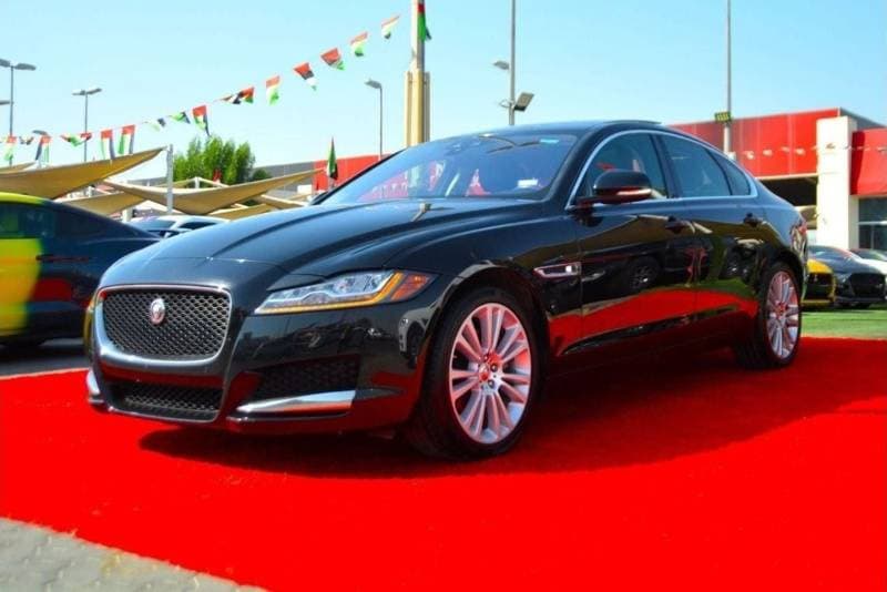 2020 Jaguar XF PORTFOLIO thumbnail 4